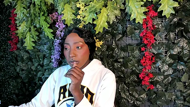 Isaa jonnes  online show from 01-09-26, 03:20