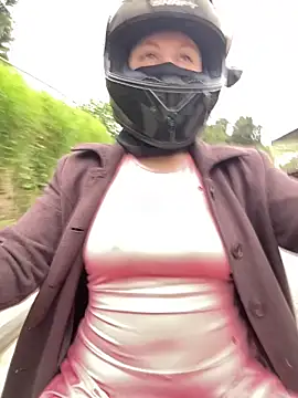 Scarlet auraa online show from 03-05-26, 05:20