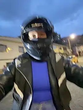 Scarlet auraa online show from 04-06-26, 11:16