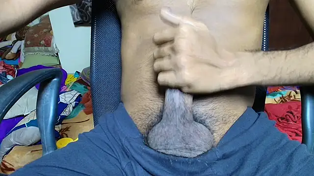 Snapshot of KneelForAlpha chatting on 04-03-26, 11:30 KneelForAlpha online show from 04-03-26, 11:30