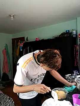 Andy Kein online show from 04-12-26, 07:41