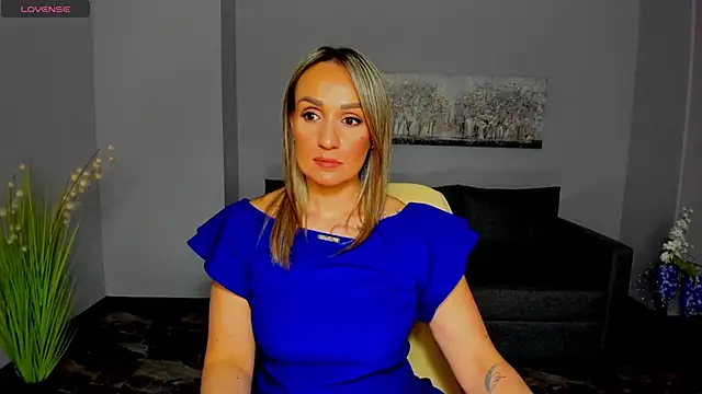 Alisa Allisen online show from 04-15-26, 12:12