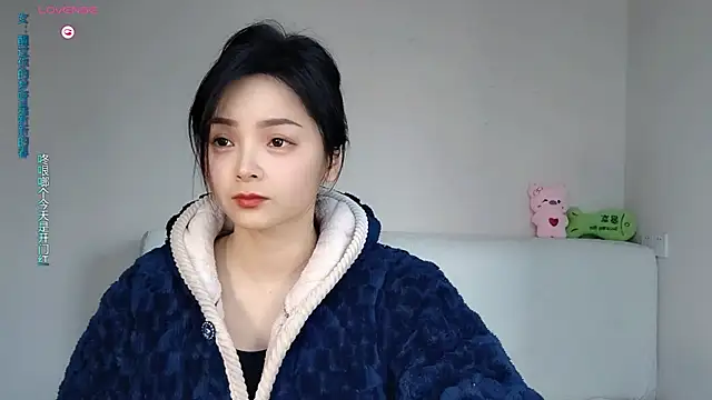 -J-o-y- online show from 01-06-26, 01:20