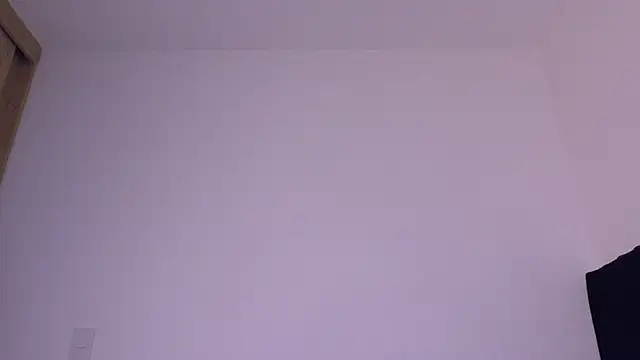 Pikashu7u7 online show from 04-01-26, 03:07