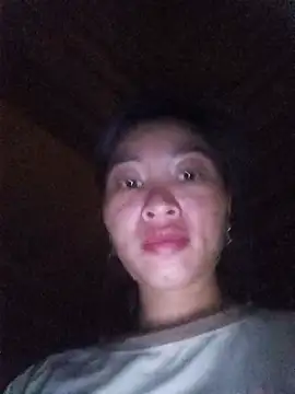 Snapshot of Hiniyk2 chatting on 06-07-26, 02:21 Hiniyk2 online show from 06-07-26, 02:21