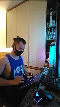 Snapshot of OnlyHand9x chatting on 03-01-26, 05:48 OnlyHand9x online show from 03-01-26, 05:48