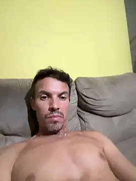 Snapshot of Naldopaugrand chatting on 02-12-26, 02:06 Naldopaugrand online show from 02-12-26, 02:06