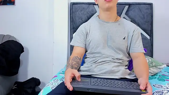 Liam saint online show from 02-18-26, 12:12