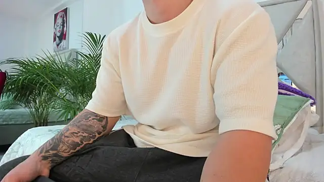 Liam saint online show from 03-20-26, 12:21