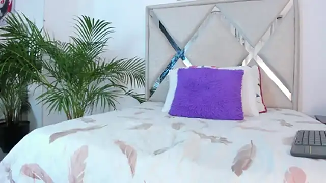 Liam saint online show from 03-28-26, 01:11