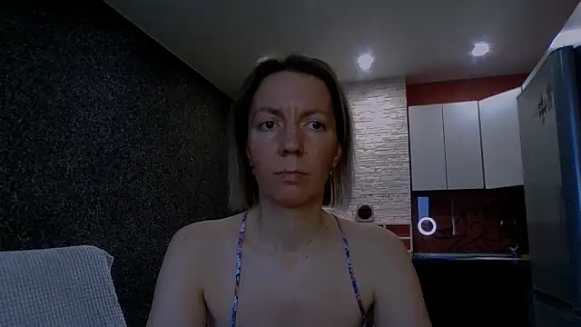 Amanda Luxe online show from 02-03-26, 03:04