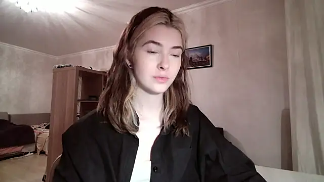 Snapshot of Dia_DeAmas chatting on 02-05-26, 04:11 Dia DeAmas online show from 02-05-26, 04:11