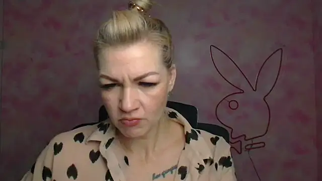 Madonna Fire online show from 04-10-26, 12:32