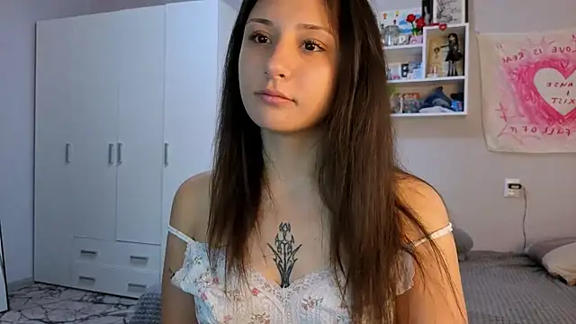 miralyn  online show from 03-17-26, 07:44