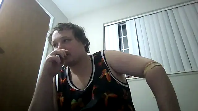 Snapshot of BradyFurness chatting on 02-05-26, 02:16 BradyFurness online show from 02-05-26, 02:16