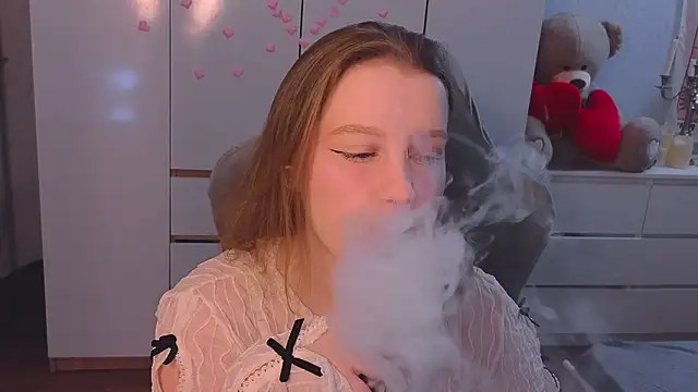 Snapshot of Ol1via chatting on 02-19-26, 01:23 Ol1via online show from 02-19-26, 01:23