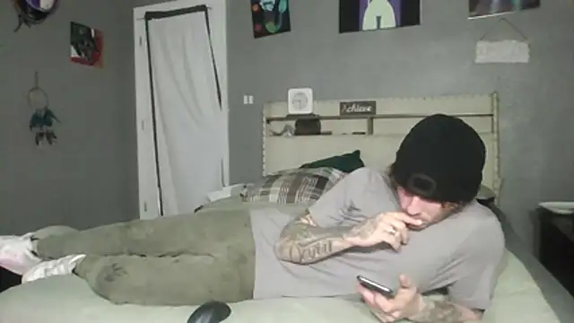 Derrick7799 online show from 01-13-26, 02:17