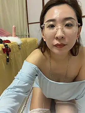 Jingjingxiang-520 online show from 02-01-26, 11:42