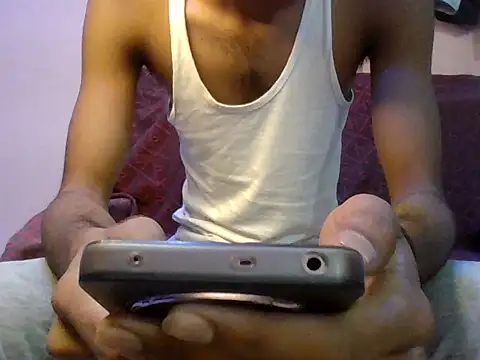 Snapshot of Strip_Playboy chatting on 03-21-26, 02:05 Strip Playboy online show from 03-21-26, 02:05