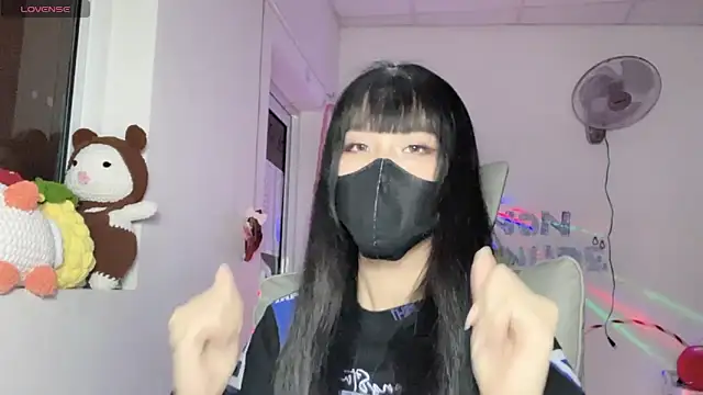 Snapshot of Tieu-May chatting on 07-16-26, 09:54 Tieu-May online show from 07-16-26, 09:54