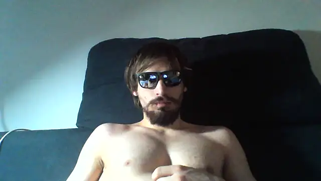 Snapshot of KaelNox chatting on 07-11-26, 01:30 KaelNox online show from 07-11-26, 01:30