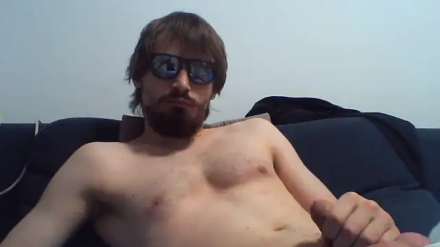 Snapshot of KaelNox chatting on 07-14-26, 02:05 KaelNox online show from 07-14-26, 02:05