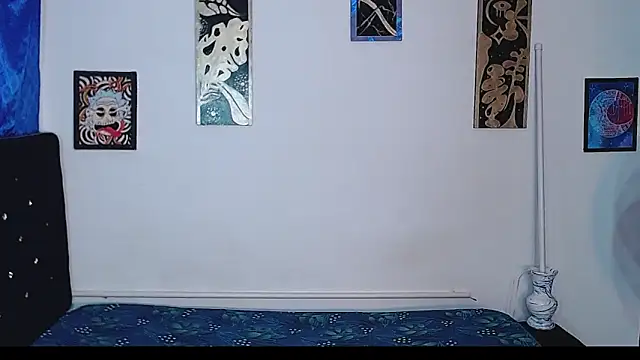 Snapshot of yorsamm_smit chatting on 02-12-26, 04:13 yorsamm smit online show from 02-12-26, 04:13