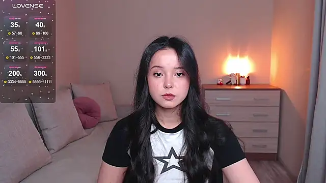 lia hetty online show from 10-06-25, 02:14