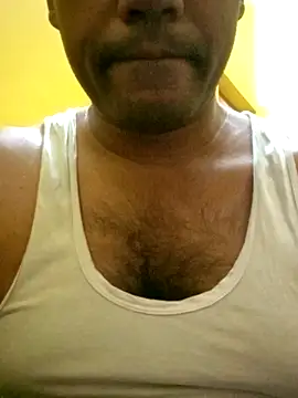 Lucky   05 online show from 05-20-26, 03:56