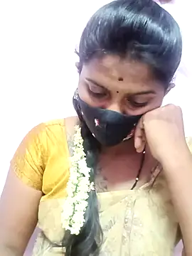 Snapshot of Tamil_Hot_Anu chatting on 04-29-26, 05:41 Tamil Hot Anu online show from 04-29-26, 05:41