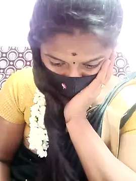 Snapshot of Tamil_Hot_Anu chatting on 05-02-26, 04:01 Tamil Hot Anu online show from 05-02-26, 04:01