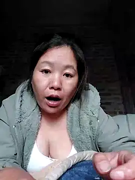 Snapshot of donaaa2 chatting on 02-20-26, 08:27 donaaa2 online show from 02-20-26, 08:27