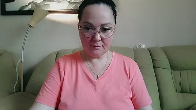 Snapshot of infinity_loveliness chatting on 06-16-26, 06:27 infinity loveliness online show from 06-16-26, 06:27