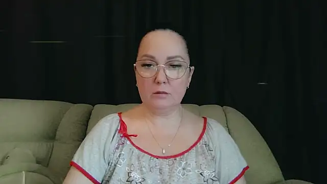 Snapshot of infinity_loveliness chatting on 06-20-26, 06:38 infinity loveliness online show from 06-20-26, 06:38