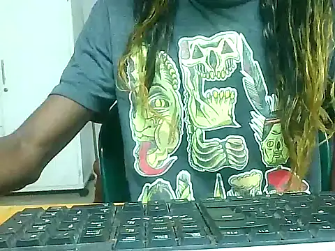 fetichefantasi24cm online show from 01-12-26, 03:06