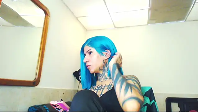 jazmin wolf online show from 04-12-26, 01:05