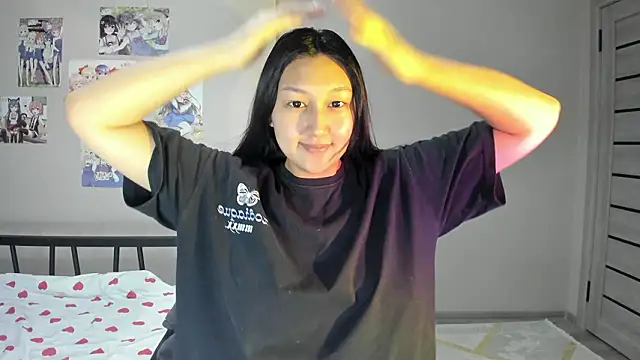 yunami  chan online show from 02-06-26, 12:30