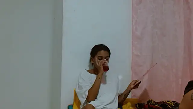 Snapshot of lucy_sluppy_hard chatting on 02-13-26, 02:51 lucy sluppy hard online show from 02-13-26, 02:51