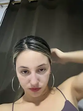 Snapshot of lriana_miller chatting on 03-04-26, 11:44 lriana miller online show from 03-04-26, 11:44