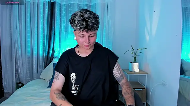 Zury Ramirez online show from 04-09-26, 12:10