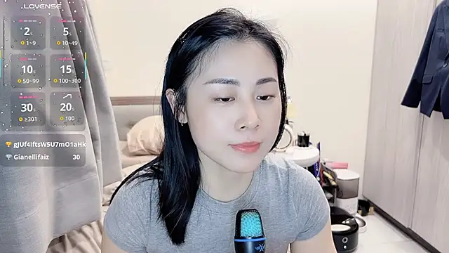 Snapshot of BabyOneDaily chatting on 05-22-26, 12:00 BabyOneDaily online show from 05-22-26, 12:00