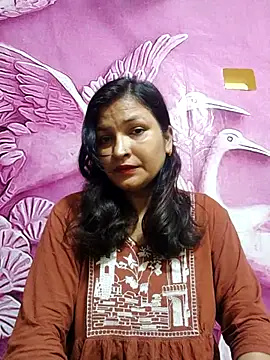 Snapshot of Priyaa_1433 chatting on 06-26-26, 05:17 Priyaa 1433 online show from 06-26-26, 05:17
