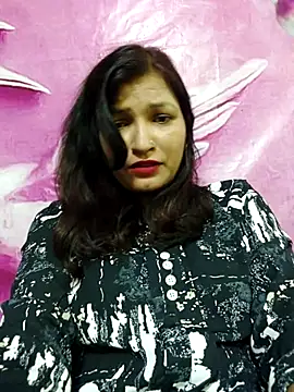 Snapshot of Priyaa_1433 chatting on 07-06-26, 03:03 Priyaa 1433 online show from 07-06-26, 03:03