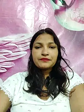 Snapshot of Priyaa_1433 chatting on 07-10-26, 05:15 Priyaa 1433 online show from 07-10-26, 05:15