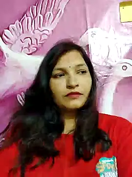 Snapshot of Priyaa_1433 chatting on 07-20-26, 06:49 Priyaa 1433 online show from 07-20-26, 06:49