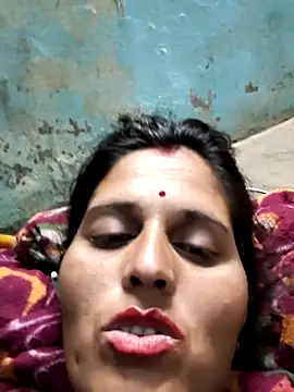 Snapshot of Bhavna8080 chatting on 06-02-26, 11:40 Bhavna8080 online show from 06-02-26, 11:40