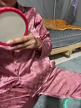 Likine002 online show from 02-08-26, 01:42