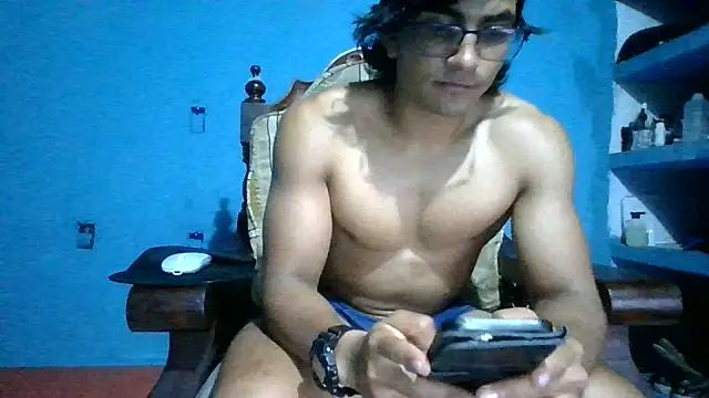 Xaviervtg online show from 05-26-26, 02:46
