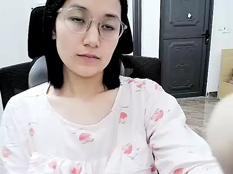 Shulee- online show from 04-09-26, 07:47