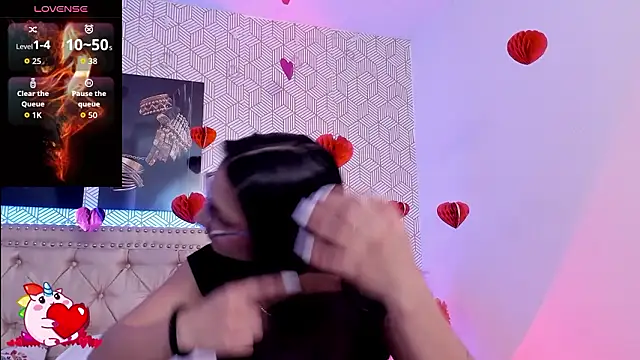 Snapshot of MeganRosseX chatting on 02-20-26, 05:02 MeganRosseX online show from 02-20-26, 05:02